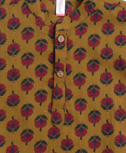 Cotton Woven Full Sleeves AII Over Printed Kurta and Pyjama Set with Jacket- Yellow