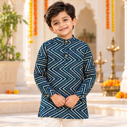 The Magic Wand Cotton Woven Cambric Full Sleeves Zig Zag Printed Kurta - Teal Blue