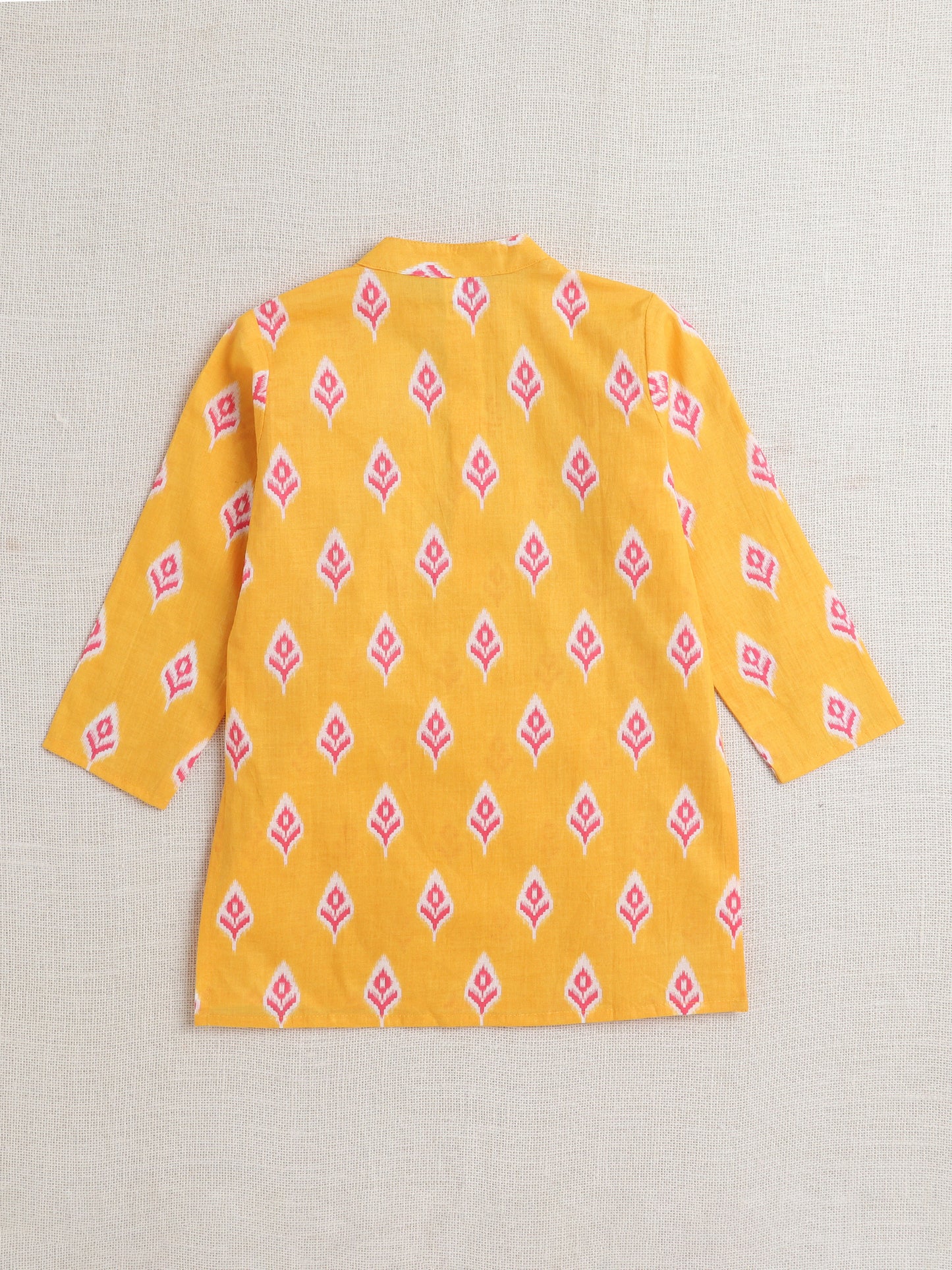Full Sleeves Ikat Design Motif Printed Kurta With Pant For Boys-Yellow
