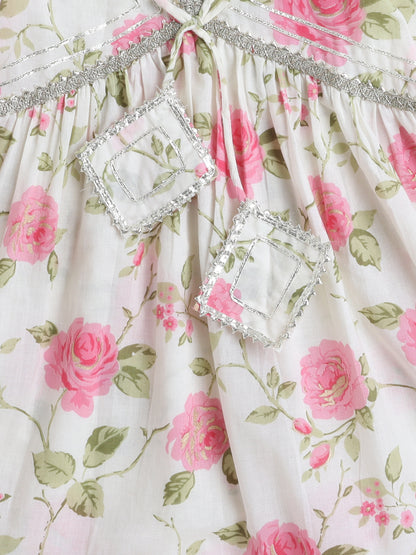 Three forth Sleeves Alia Cut Floral Printed Kurta Set- Off White