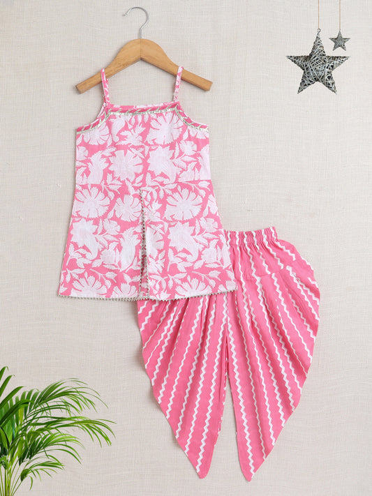 Sleeveless Floral Print Kurta with Slit Opening and Stripe Dhoti Set- Pink
