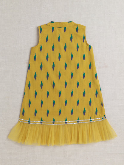 Sleeveless Abstract Printed & Lace Embellished Kurta With Salwar Set - Mustard