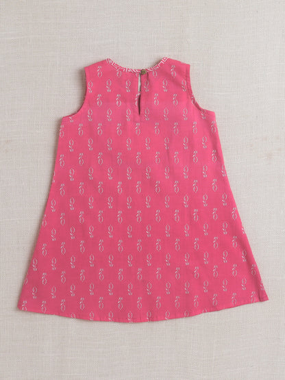 Sleeveless Emebellished Kurta with Lace and Sharara Set- Fuchsia