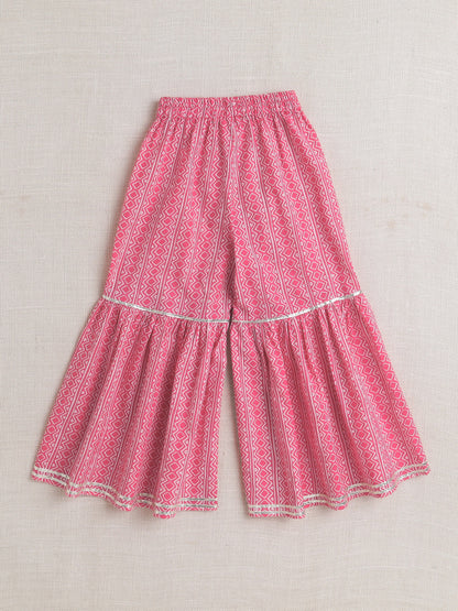 Sleeveless Emebellished Kurta with Lace and Sharara Set- Fuchsia