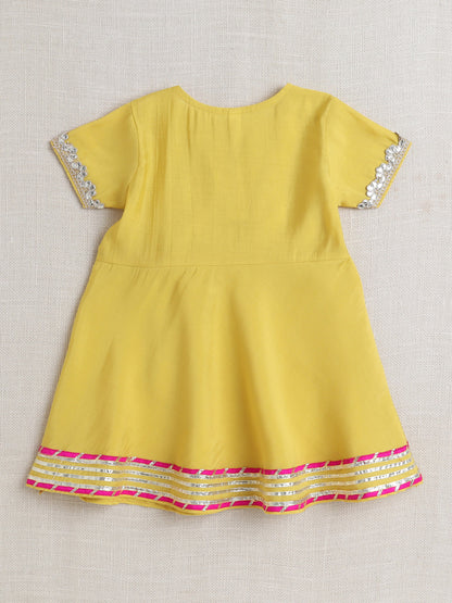 Short Sleeves Kurta with Lace Emebellished Sharara Set- Yellow