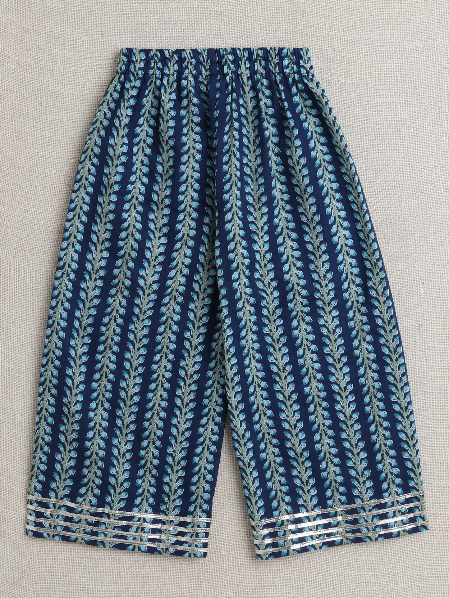 Sleeveless Stripe Print Coordinating Top and Pant Set- Blue