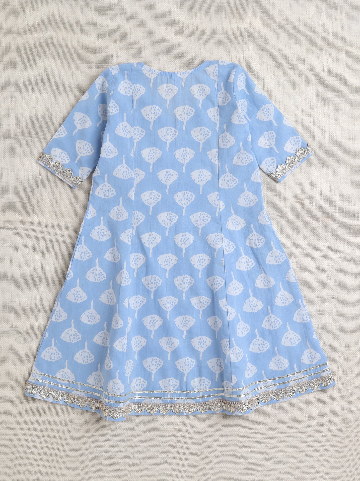 Short Sleeves Floral Print Kurta with Lace Pat Set- Blue