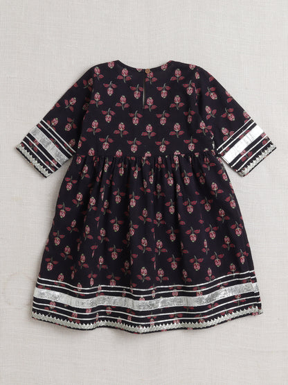 Half Sleeves Floral Print Alia Cut Kurta Set- Black