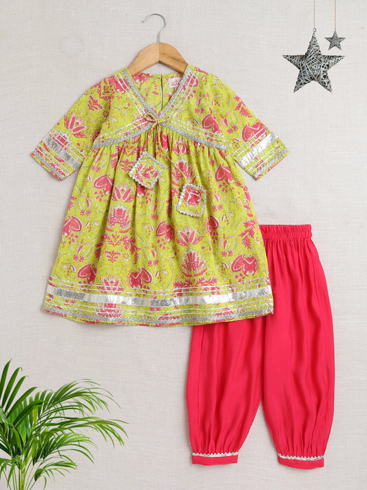 Half Sleeves Floral Print Alia Cut Kurta Set- Green
