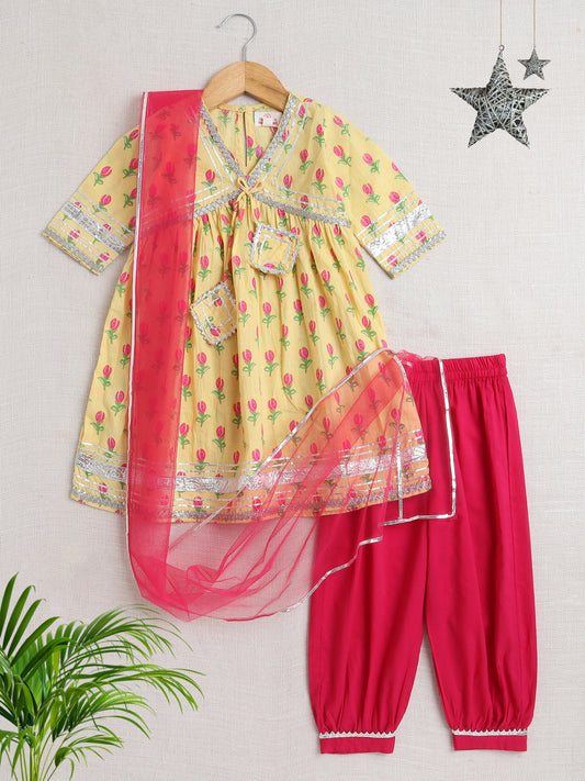Half Sleeves Floral Print Alia Cut Kurta Set- Yellow