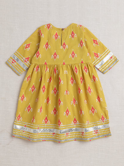 Half Sleeves Floral Print Alia Cut Kurta Set- Mustard