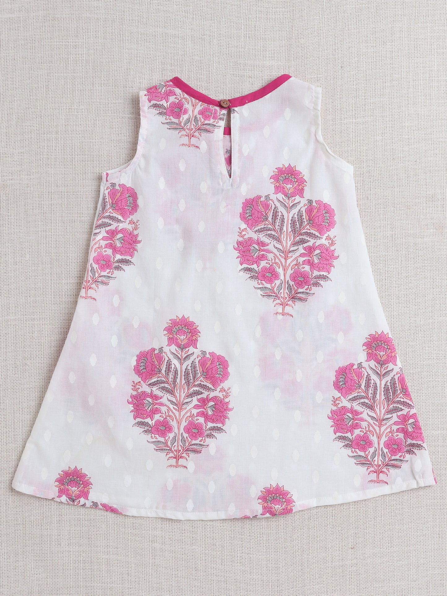 Sleeveless All Over Print Kurta Set- Pink