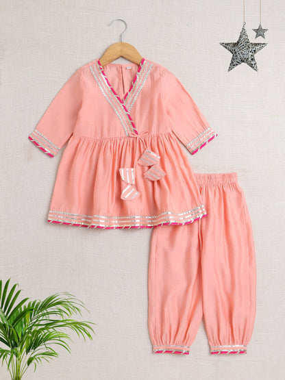 Three Fourth Sleeves Gota Lace Embellished Kurta Pant Set - Peach