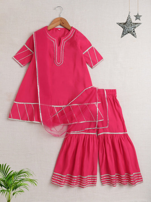 The Magic Wand Three Fourth Sleeves Lace Embellished Kurta And Sharara Set With Dupatta- Fuchsia