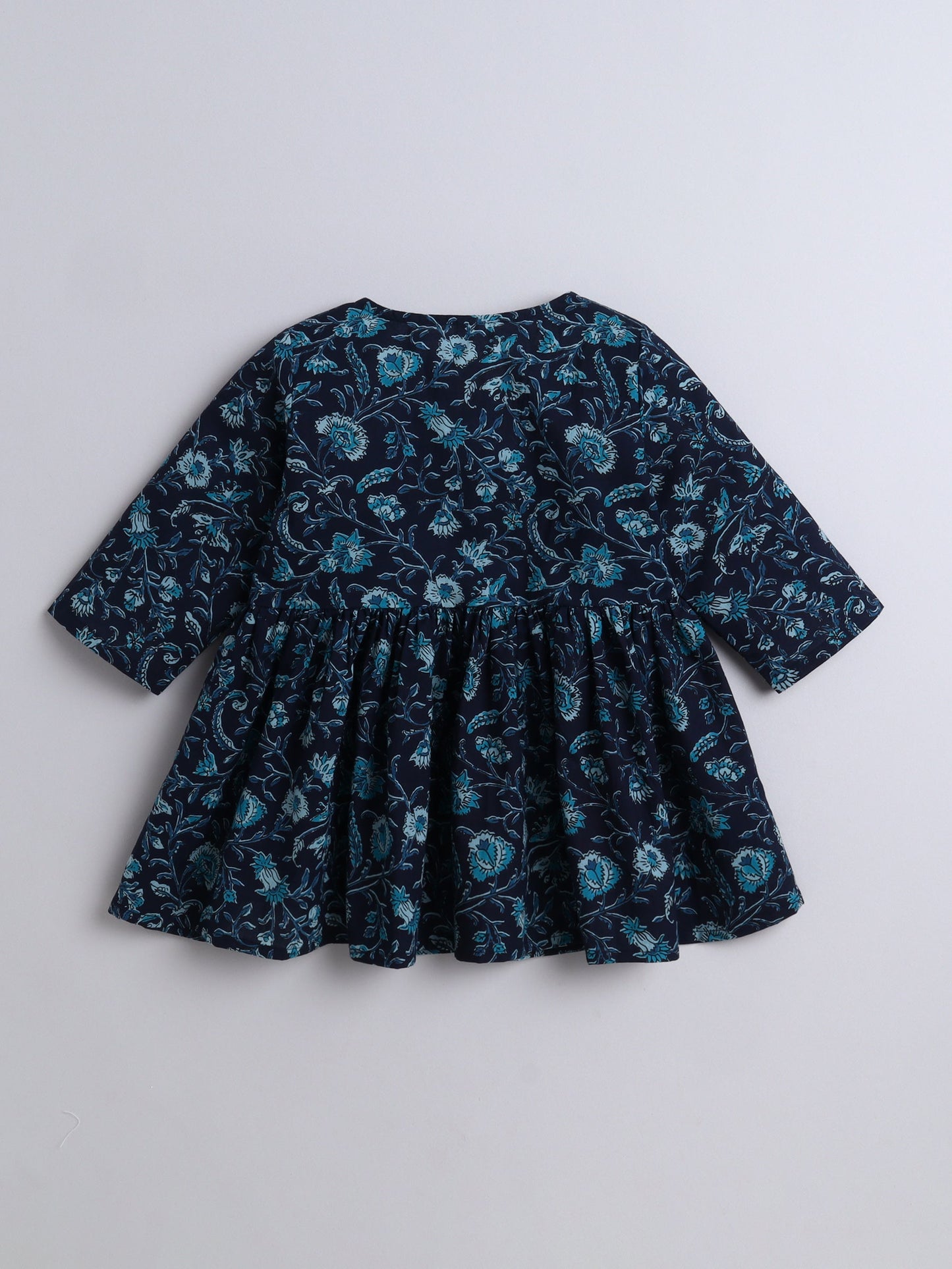 The Magic Wand Cotton Three Fourth Sleeves Floral Printed Top & Pant Set-Navy Blue