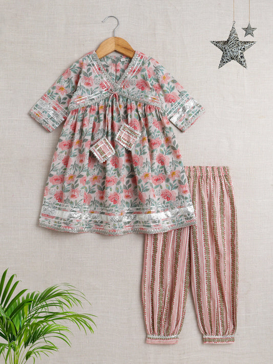 The Magic Wand Elbow Sleeves Floral Printed Aliya cut Kurta & Salwar Set-Peach