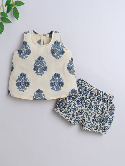 The Magic Wand Cotton Sleeveless All Over Printed Top & Balloon Shorts Set- Off White