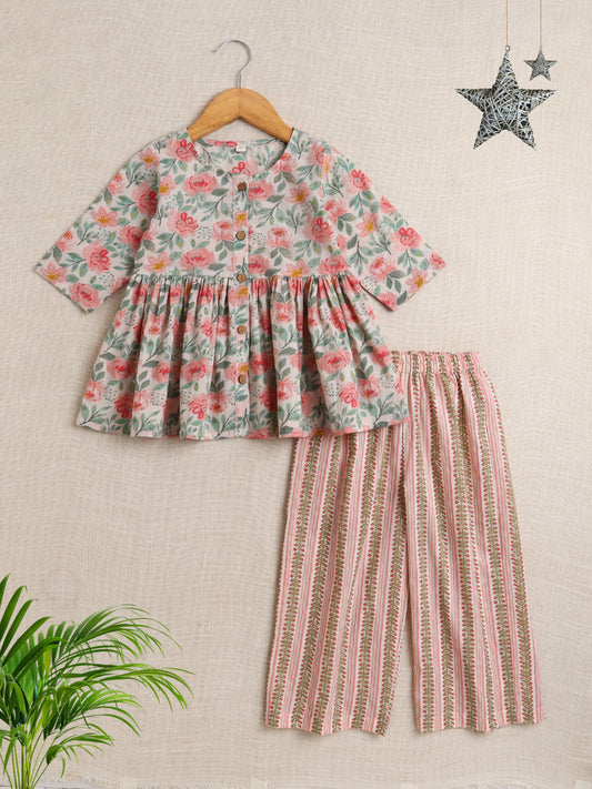 The Magic Wand Cotton Elbow Sleeves All Over Printed Top & Pant Set-Peach