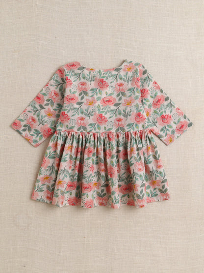 The Magic Wand Cotton Elbow Sleeves All Over Printed Top & Pant Set-Peach