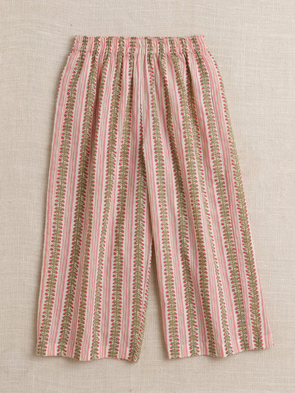 The Magic Wand Cotton Elbow Sleeves All Over Printed Top & Pant Set-Peach