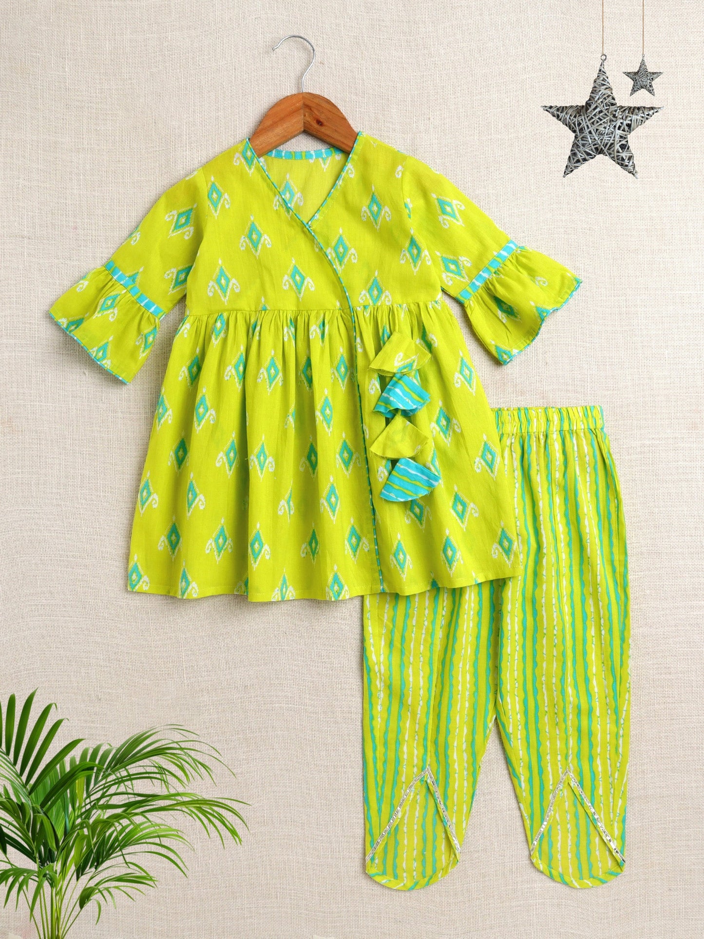 Cotton Woven Ikat Printed Full Sleeves Gather Kurta & Stripes Printed Pant Set- Green