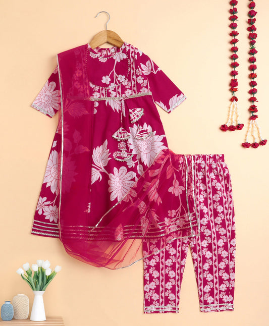 The Magic Wand Cotton Woven Floral Printed Three Fourth Sleeves Kurti Salwar and Dupatta Set- Fuchisa