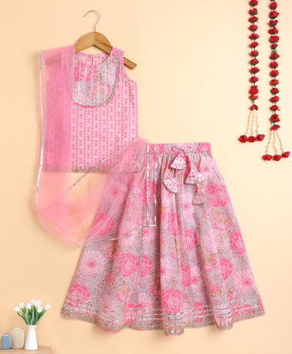 The Magic Wand Cotton Woven Floral Printed Sleeveless Lace Embellished Kurti and Lehenga with Dupatta - Pink