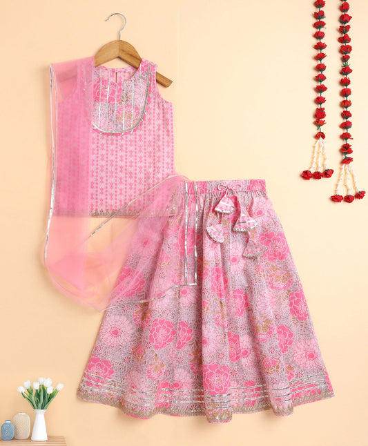 The Magic Wand Cotton Woven Floral Printed Sleeveless Lace Embellished Kurti and Lehenga with Dupatta - Pink