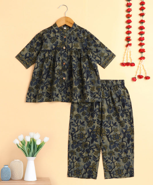 The Magic Wand Cotton Woven Three Fourth Sleeves Floral Printed Top and Bottom co ordinating Set- Green