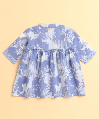 The Magic Wand Cotton Woven Three Fourth Sleeves Floral Printed Top and Bottom co ordinating Set- Blue