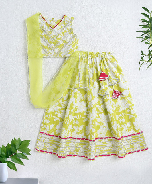 The Magic Wand Cambric Floral Printed Lehenga and Slveeless Choli Set with Dupatta- Green