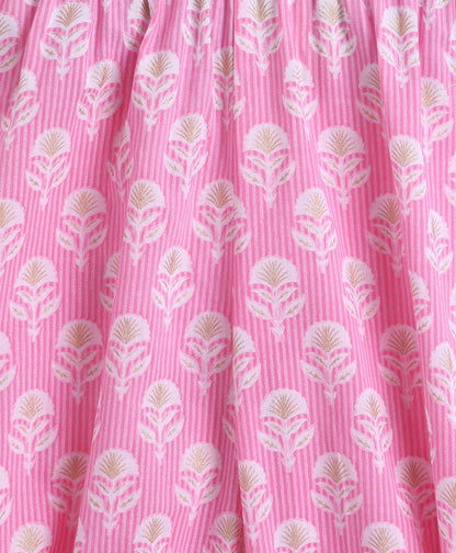 The Magic Wand Cotton Woven Sleeveless Floral Printed Kurti with Balloon Pant Set- Peach