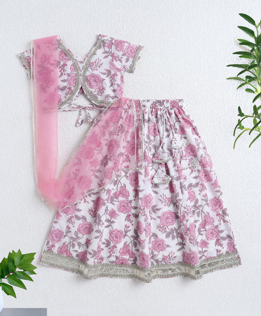 The Magic Wand Cotton Woven Half Sleeves Bandhani Printed Choli & Lehenga Set- Pink