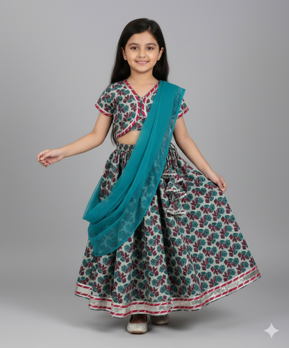 Cotton Woven Half Sleeves Bandhani Printed Choli & Lehenga Set- Blue