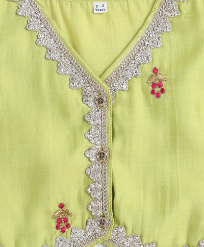 Woven Sleeveless Zari Embroidery Choli and Lehenga Set- Green