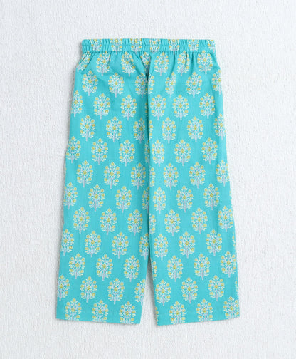 The Magic Wand Cotton Woven Sleeveless Floral Printed Top and Patch Pocket Pant Set- Green