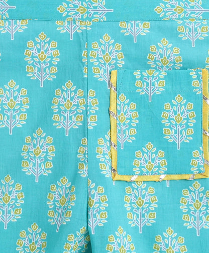 The Magic Wand Cotton Woven Sleeveless Floral Printed Top and Patch Pocket Pant Set- Green