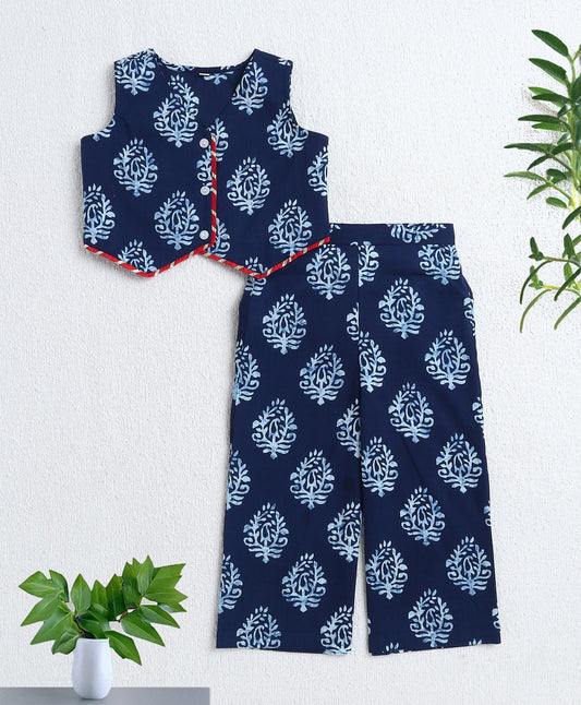 The Magic Wand Cotton Woven Sleeveless Floral Printed Top and Pant Set- Navy Blue