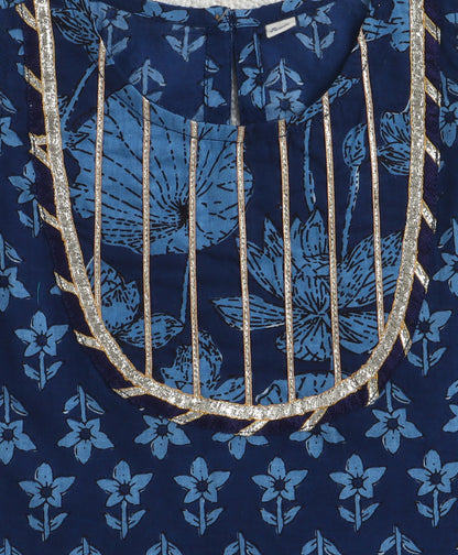 The Magic Wand Cotton Woven Sleeveless Floral Printed Lace Detail Lehenga Choli Set With Dupatta - Navy Blue