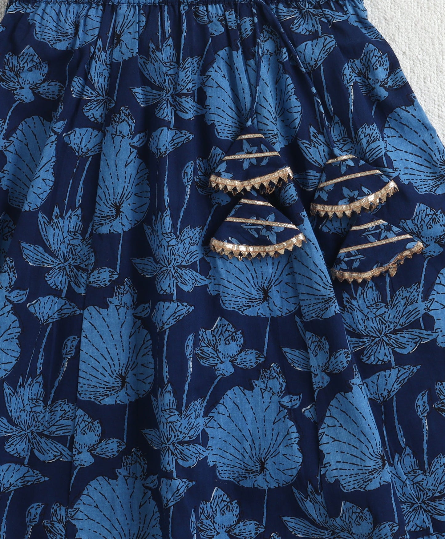 The Magic Wand Cotton Woven Sleeveless Floral Printed Lace Detail Lehenga Choli Set With Dupatta - Navy Blue