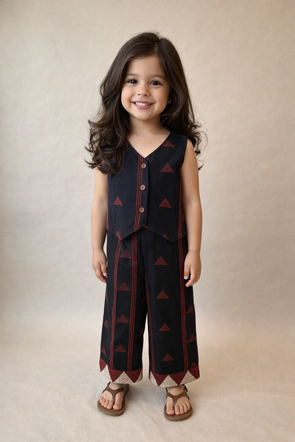 The Magic Wand Cotton Woven Sleeveless Abstract Printed Waistcoat Top And Pants Set - Black
