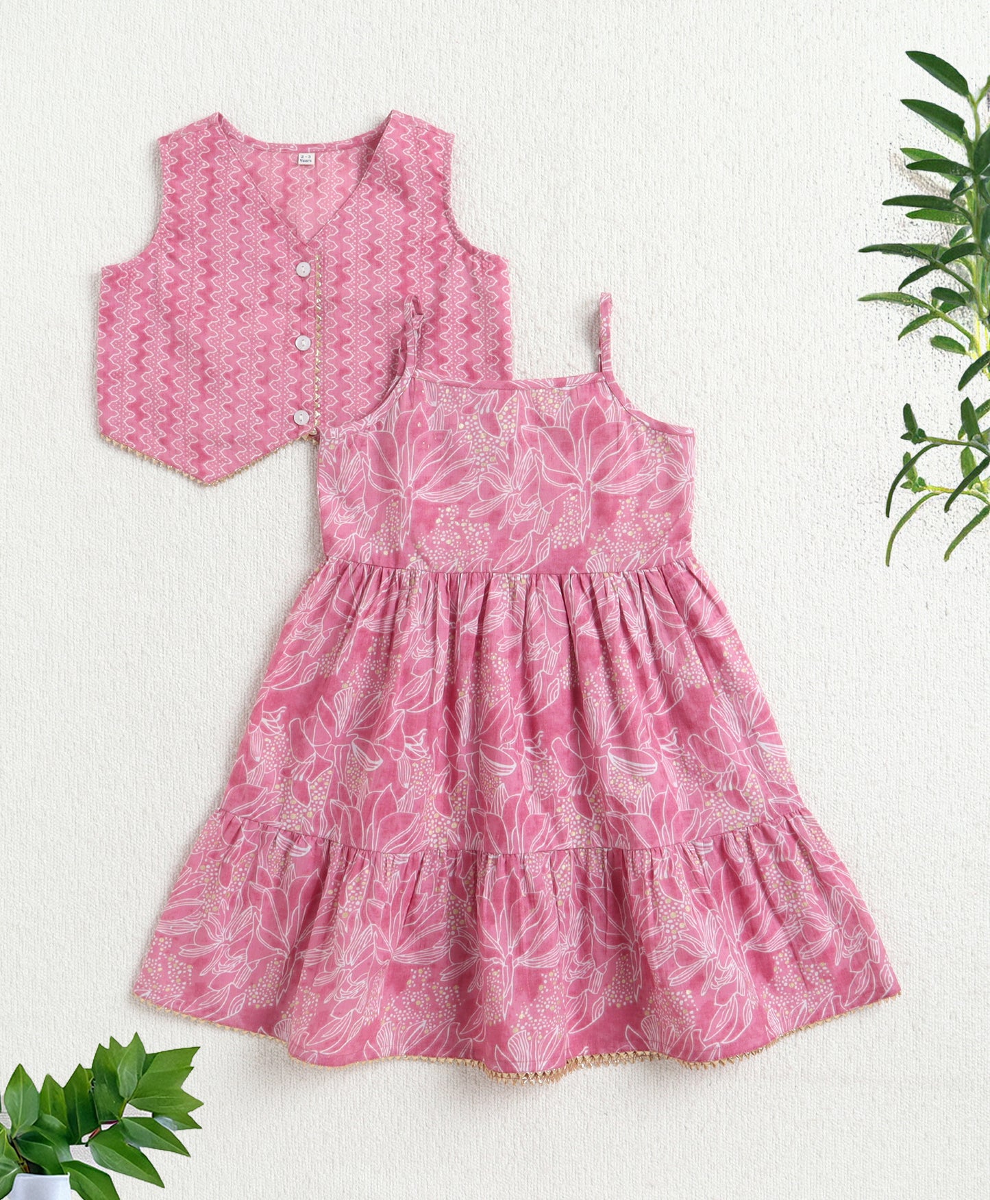 The Magic Wand Cambric Cotton Sleeveless Floral Printed Tiered Dress With Waistcoat Jacket- Pink