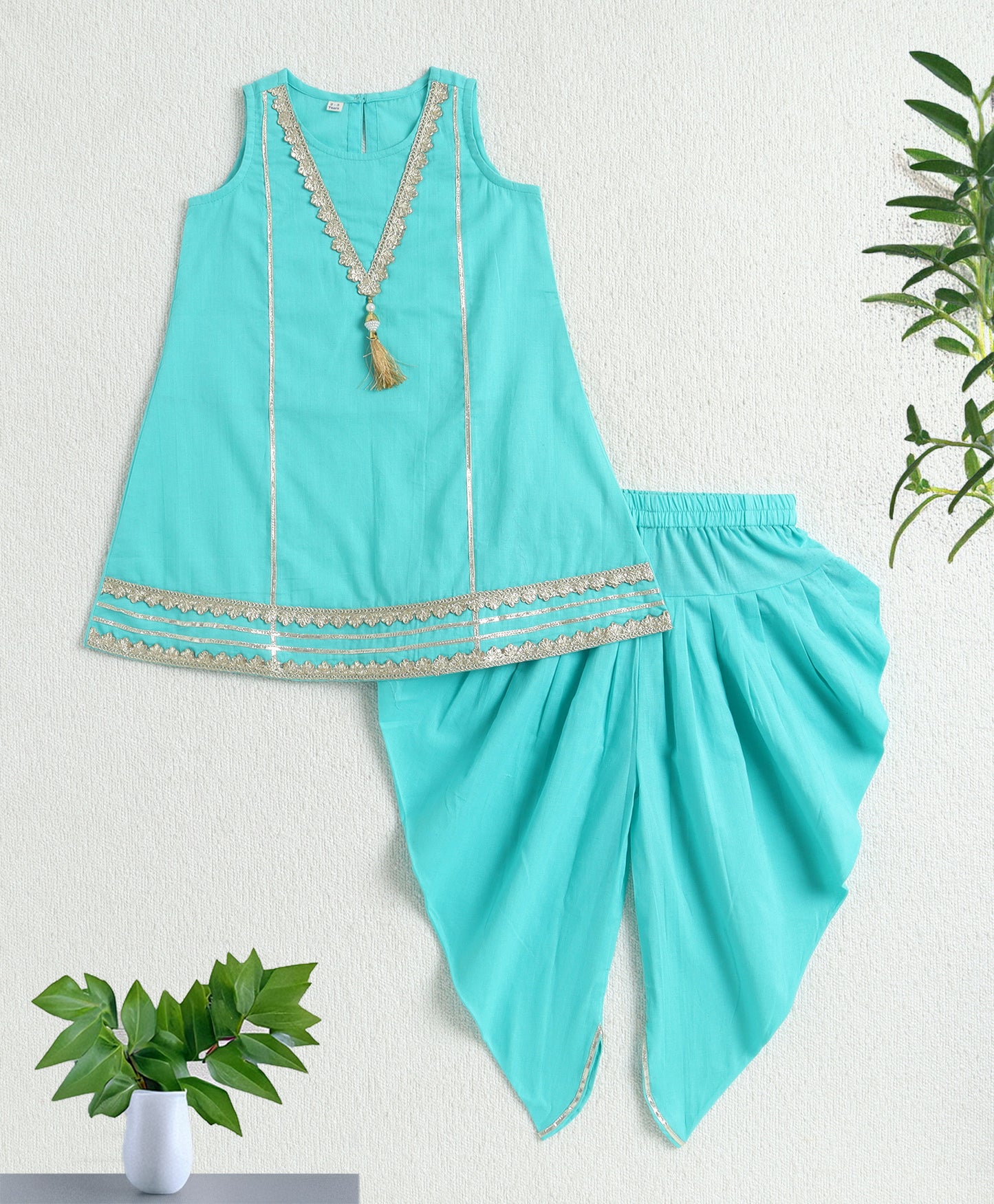 The Magic Wand Cambric Cotton Sleeveless Laced A-Line Kurta And Dhoti Set - Turquoise