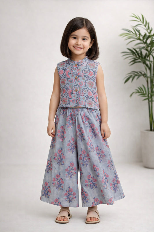 The Magic Wand Cambric Cotton Sleeveless Floral Printed Top And Palazzo Set - Blue