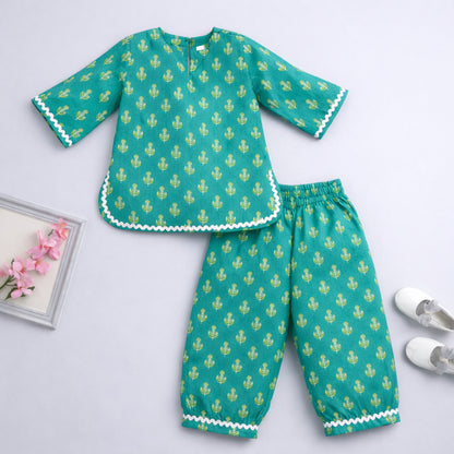 The Magic Wand Cotton Woven Three Fourth Sleeves Buti Printed Top And Harem Pant Set - Green