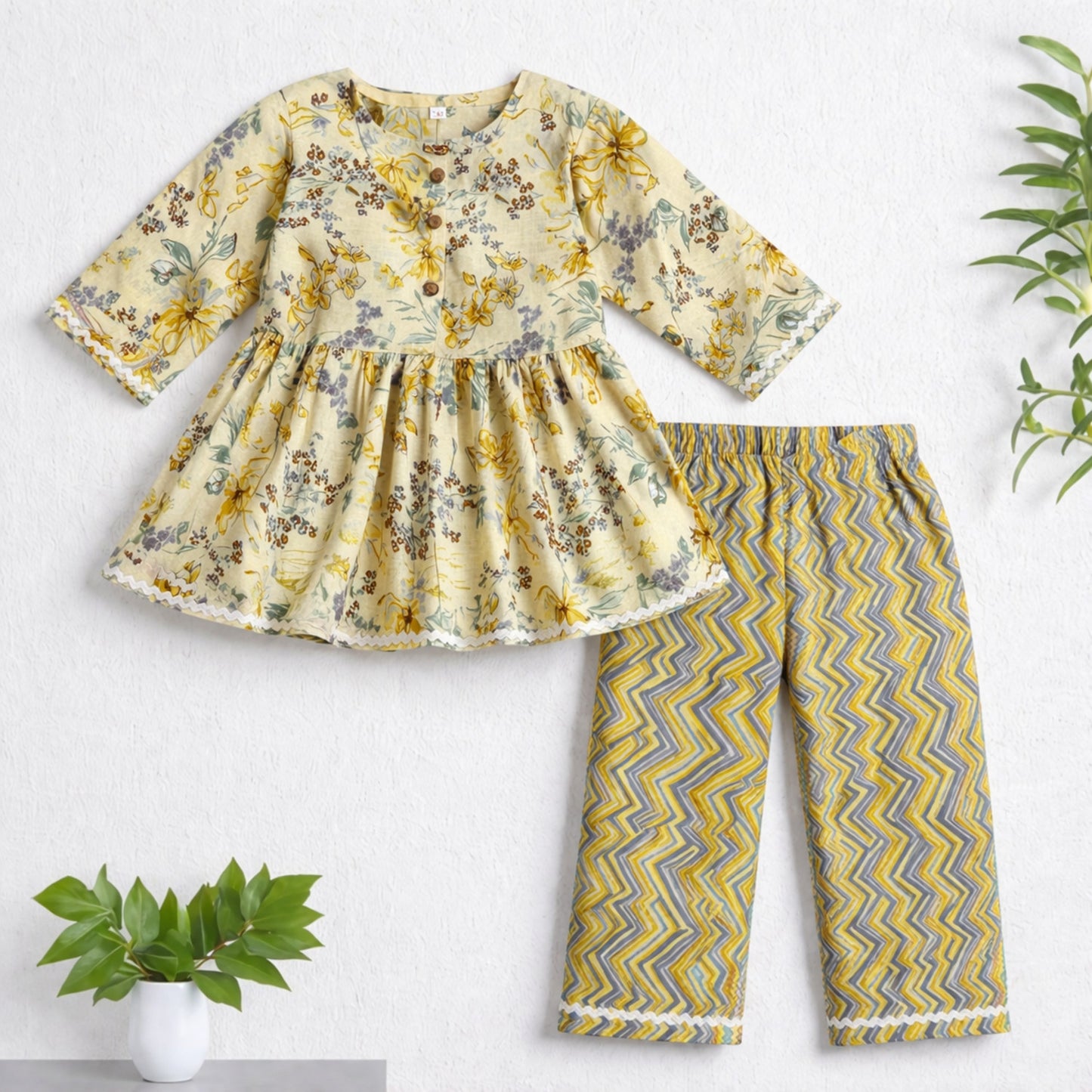 The Magic Wand Cotton Woven Three Fourth Sleeves Ric Rac Laced Printed Top And Pant Set - Yellow
