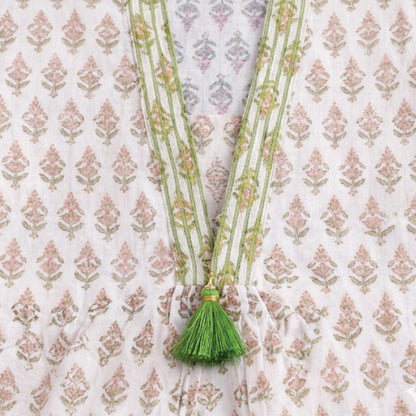 The Magic Wand Cambric Woven Three-Fourth Sleeves Butti Printed Kurti And Pant Set - Off White