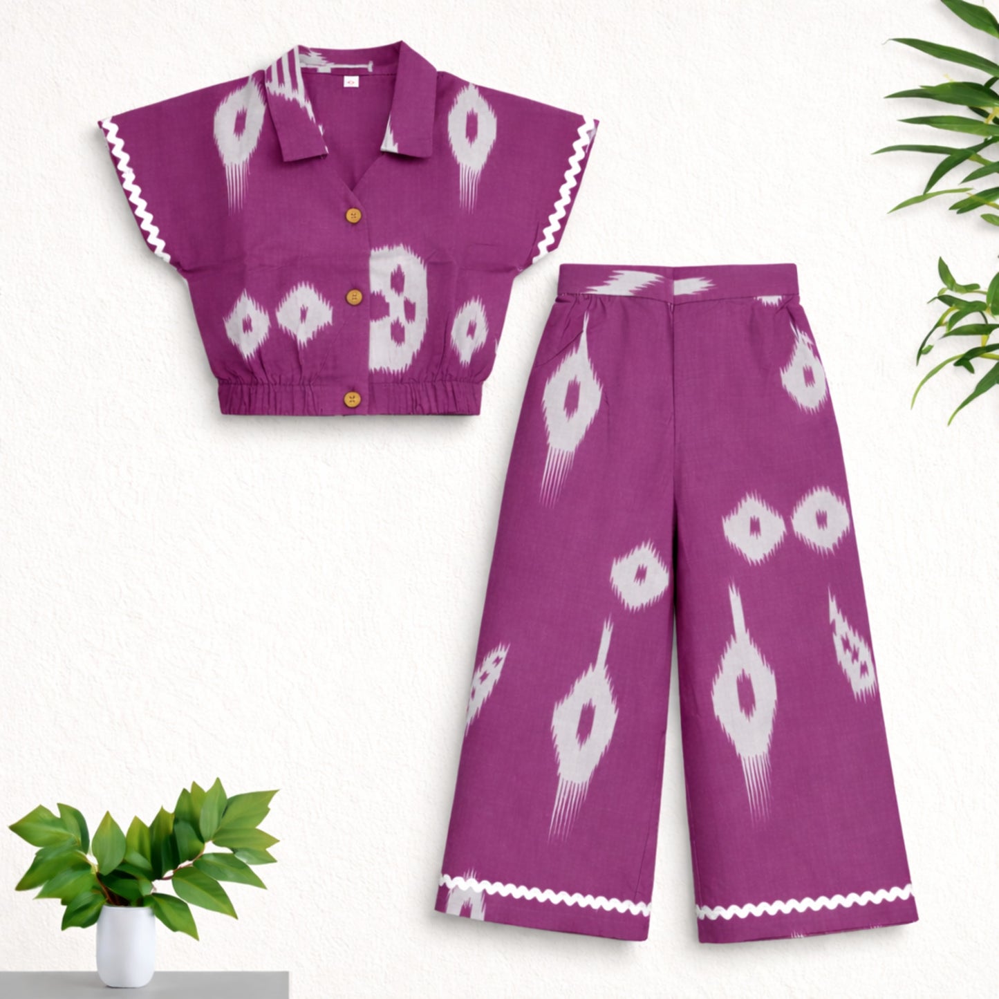 The Magic Wand Cambric Cotton Woven Half Sleeves Ikat Printed Boxy Crop Shirt And Pant Set - Purple