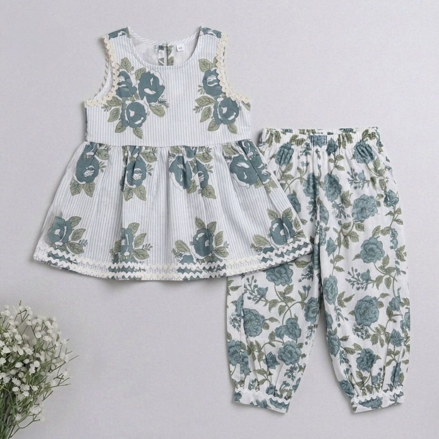 The Magic Wand Cambric Cotton Woven Sleeveless Floral Printed Kurta And Afghani Pant Set - Grey