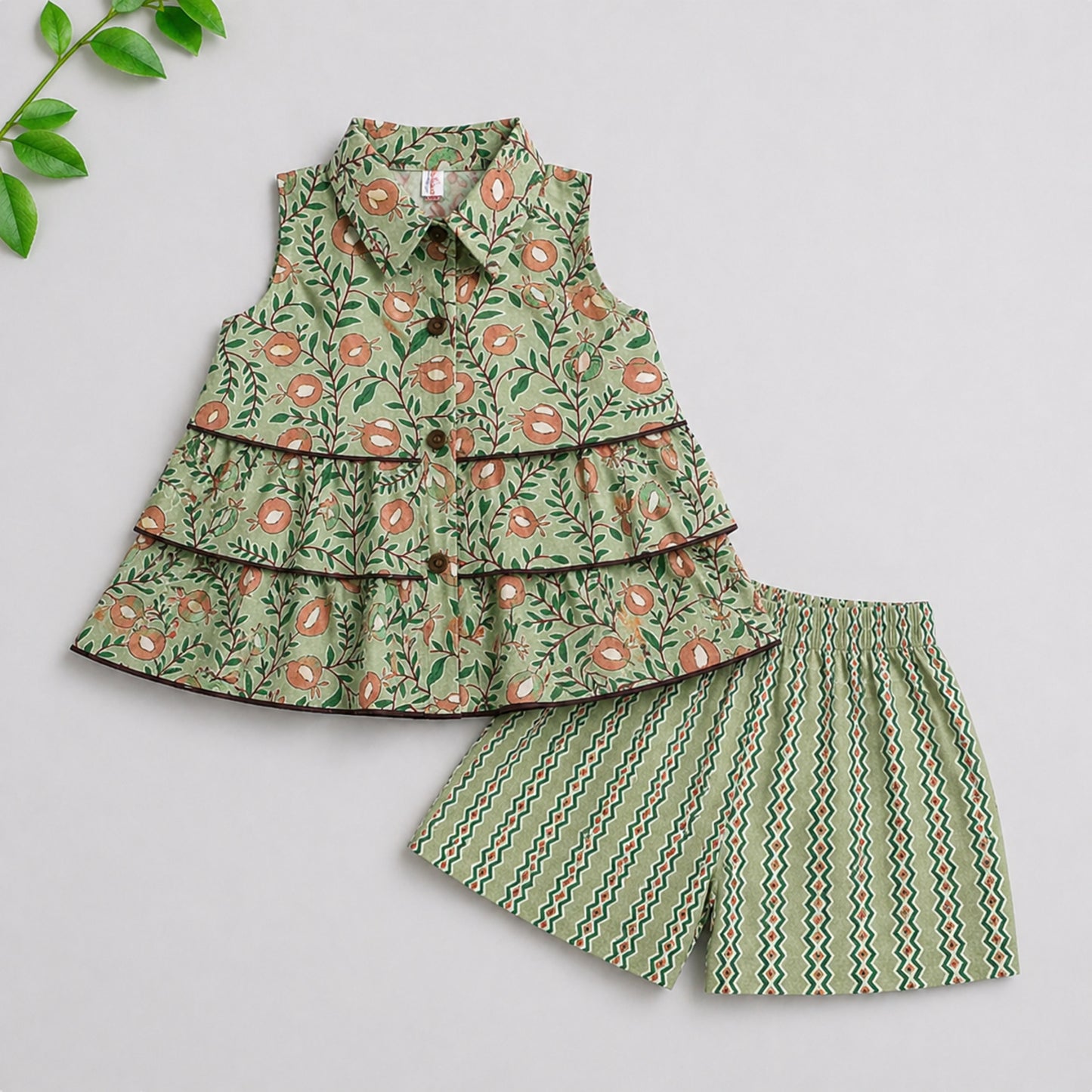 The Magic Wand Cotton Woven Sleeveless Floral Tiered Top And Shorts Set - Green